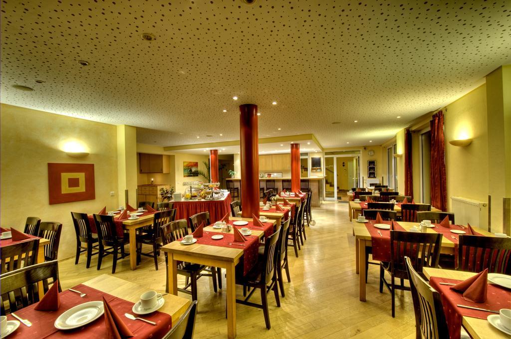 Hotel Bon Prix Fischenich Kültér fotó